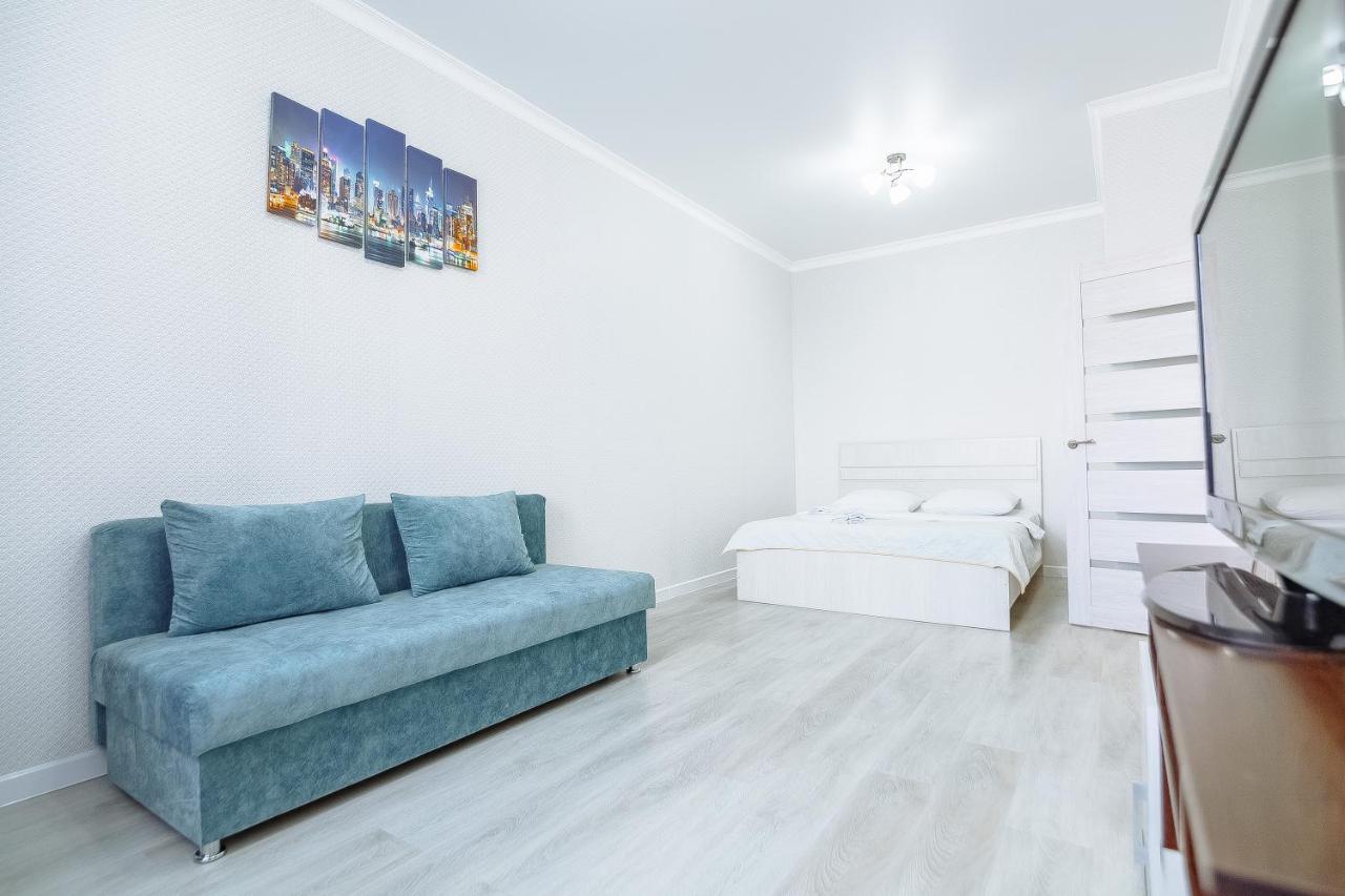 Apartment On Kabanbay Batyra Avenue 29 Astana Bagian luar foto